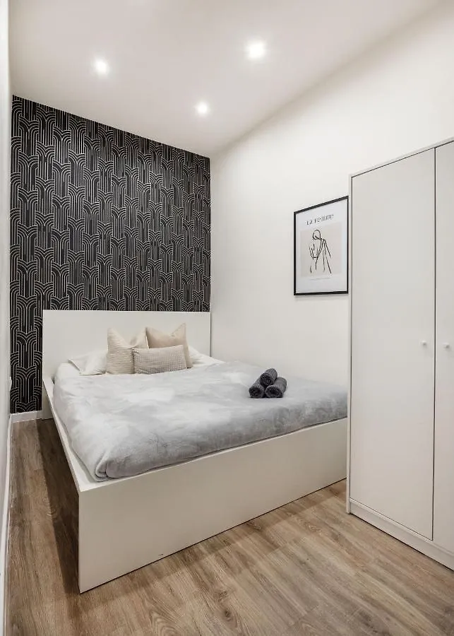 Apartment Casadeco Inspired Minimalist Condo W/ New York Cafe Views Budapest Hungary
